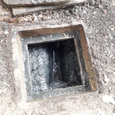 Destapacion de tapa cloacal en Ramos Mejia